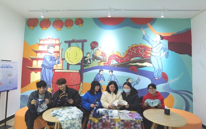  湖北民族大学：“七个课堂”进社区 开创三全育人新局面