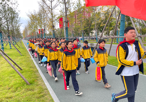 【新闻配图】2023.10.20 长江大学：荆州市校外未成年人心理健康辅导中心举办“解开童心锁”系列活动（01）.JPG