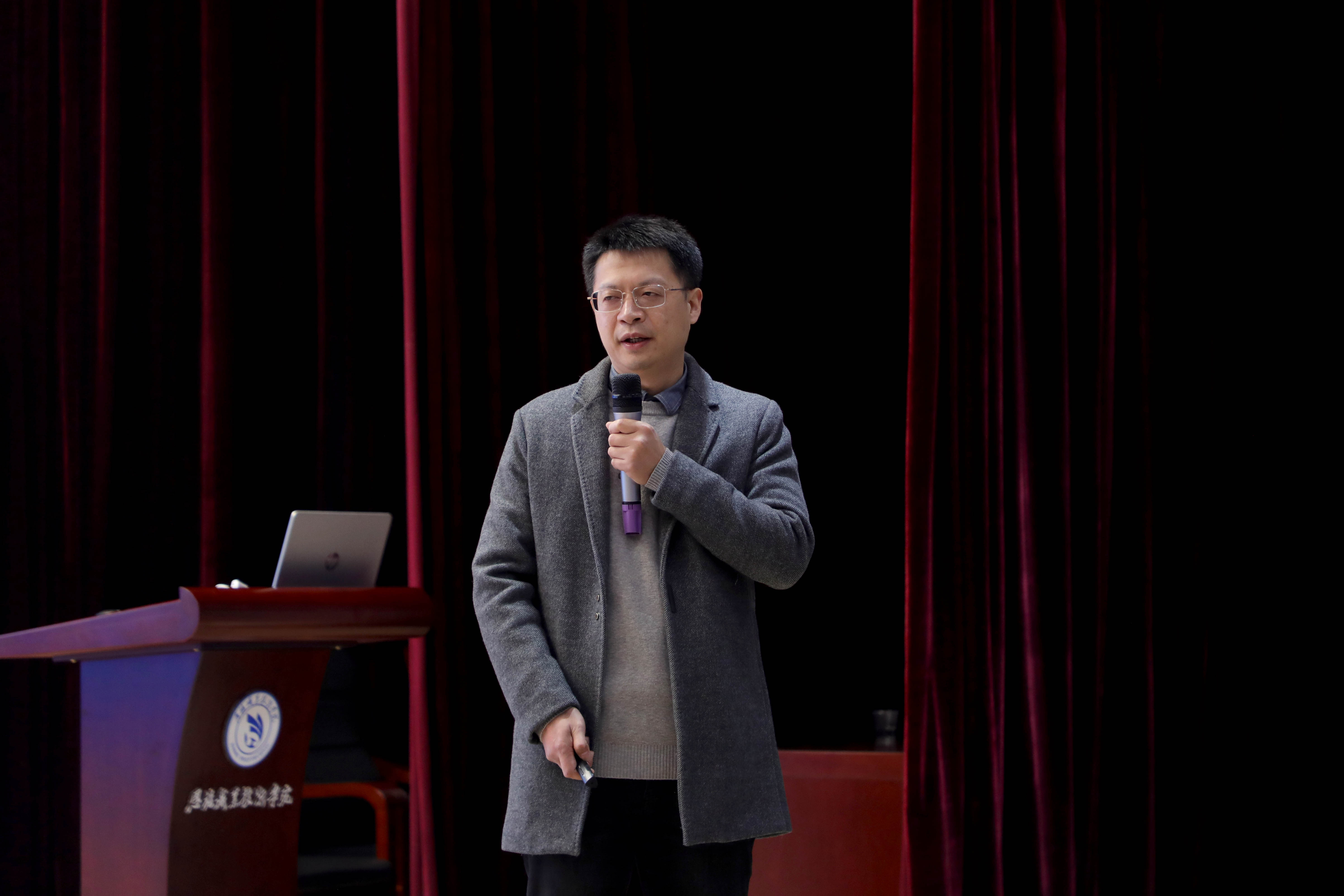 5N4A9081.JPG 5N4A9081.JPG