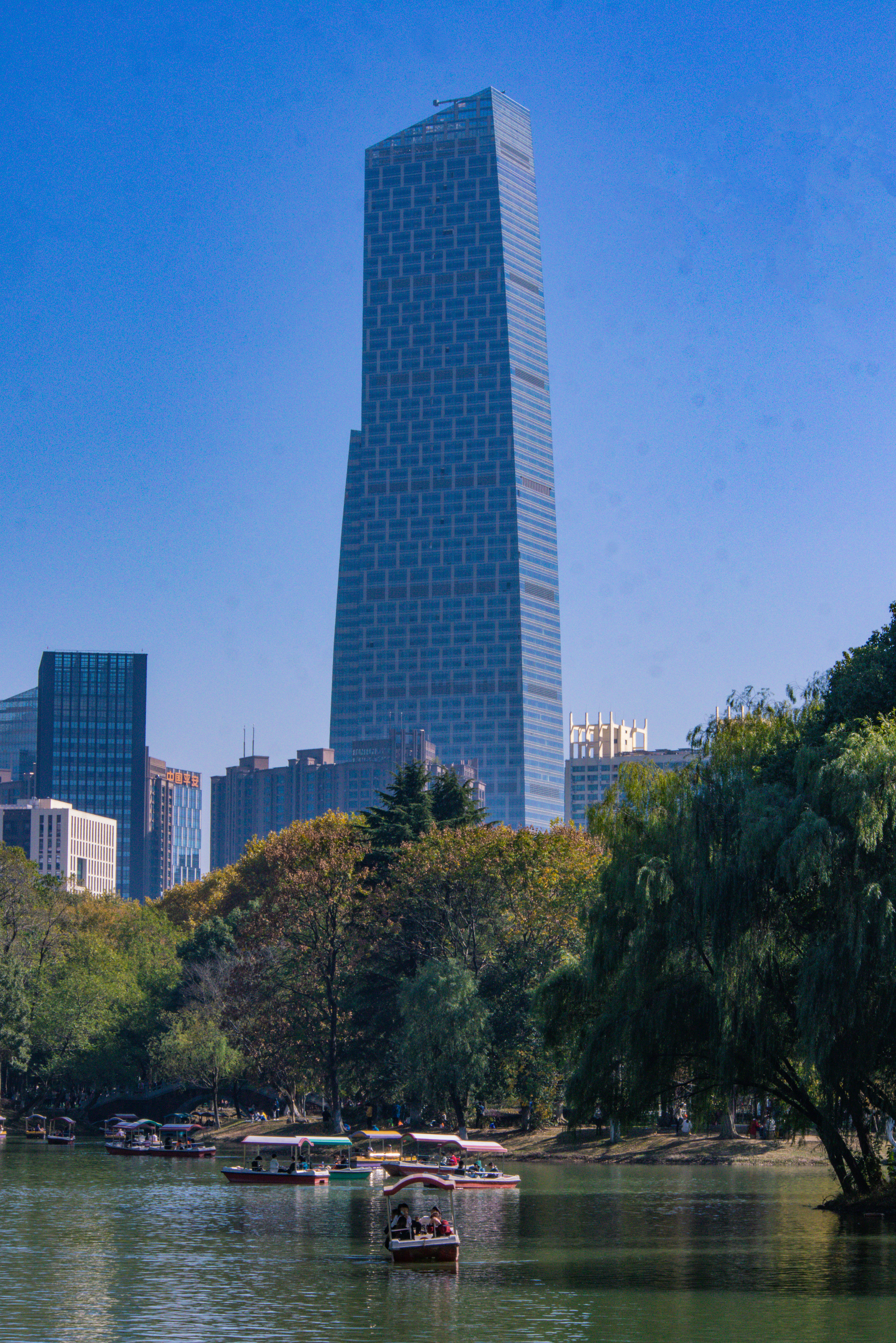 公园一角 (2).jpg