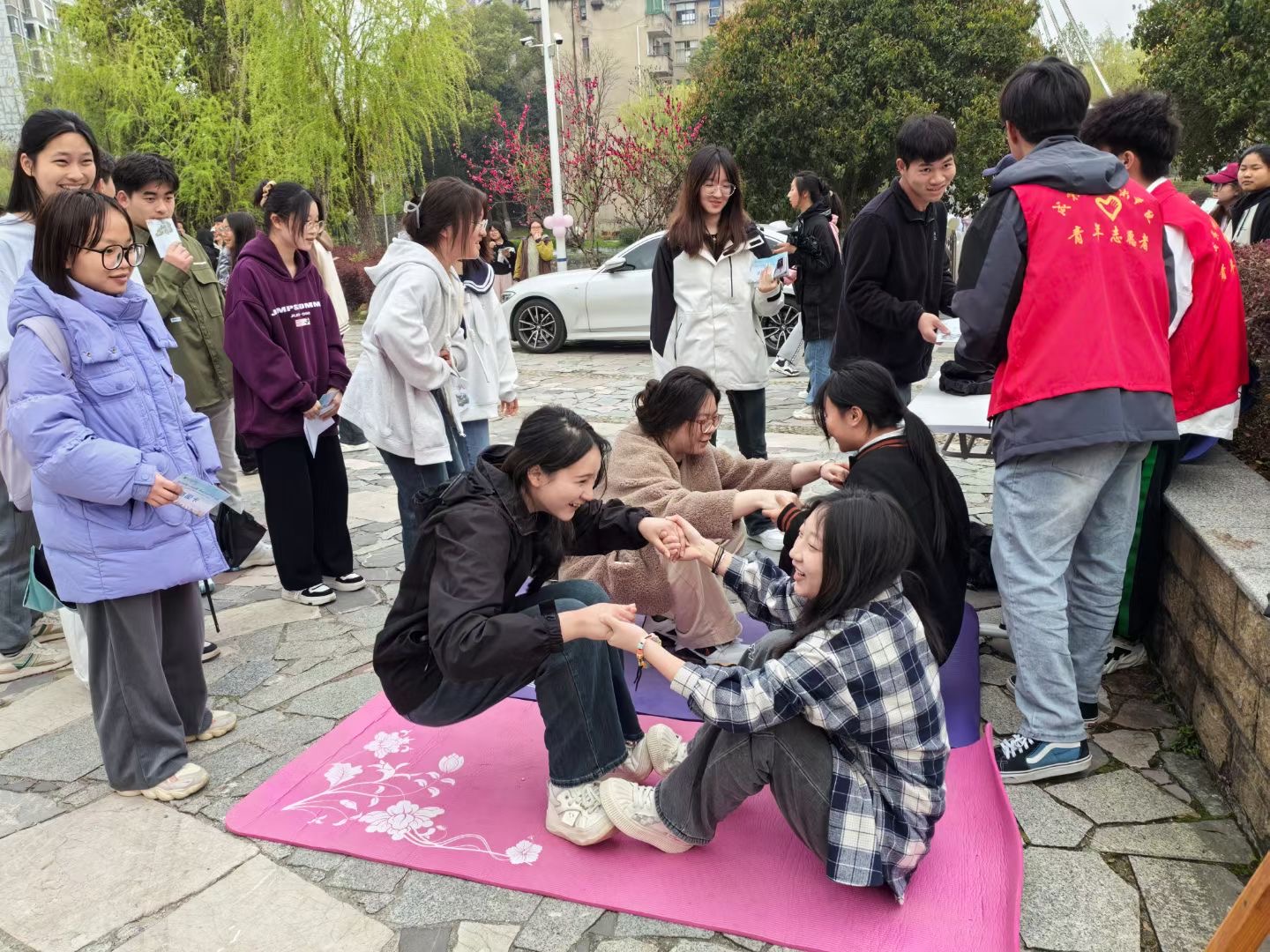 图5 游园活动3.jpg