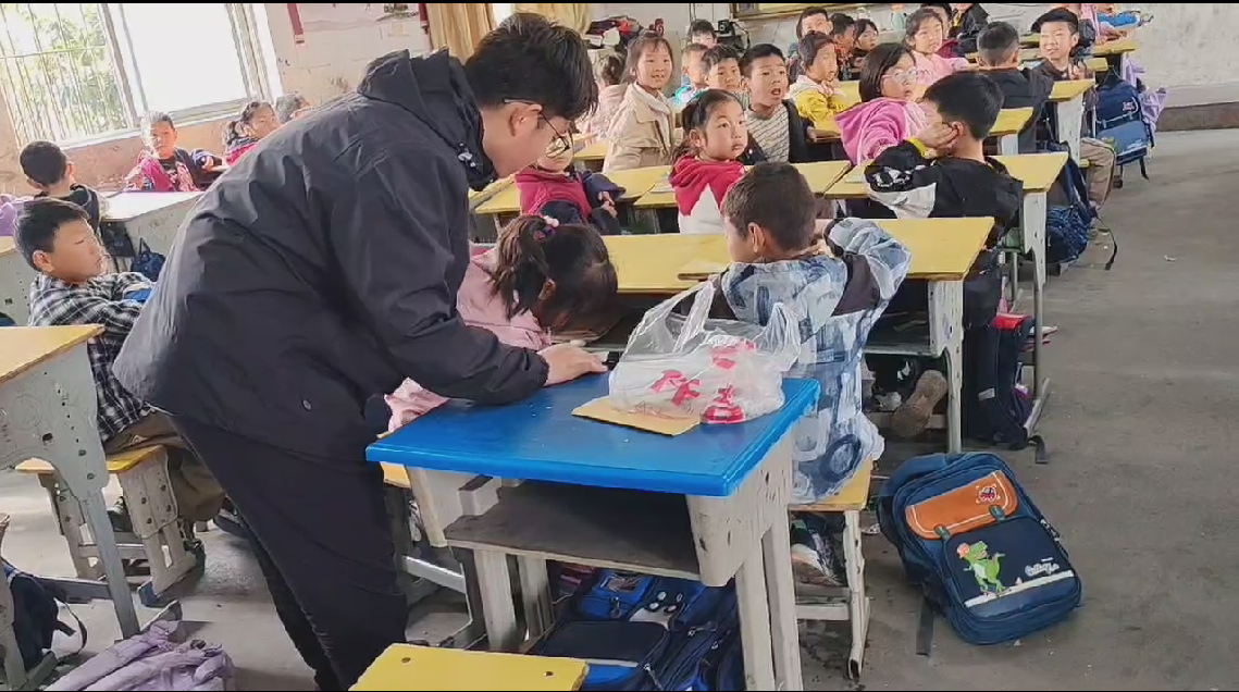 图片2.png 图片2.png