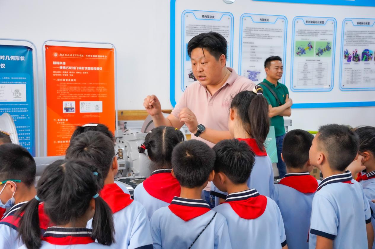 图片2.jpg 图片2.jpg