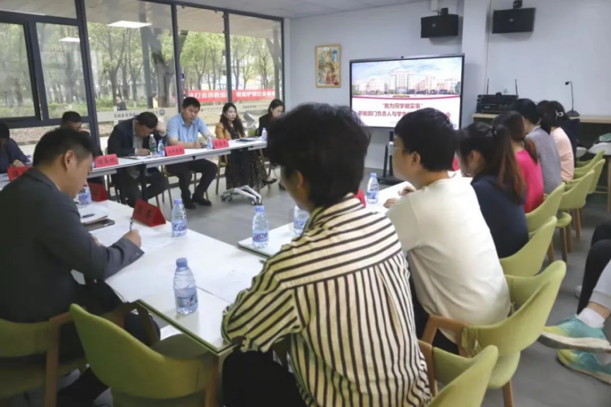 武汉科技大学：职能部门面对面  ——学生参与社区治理案例