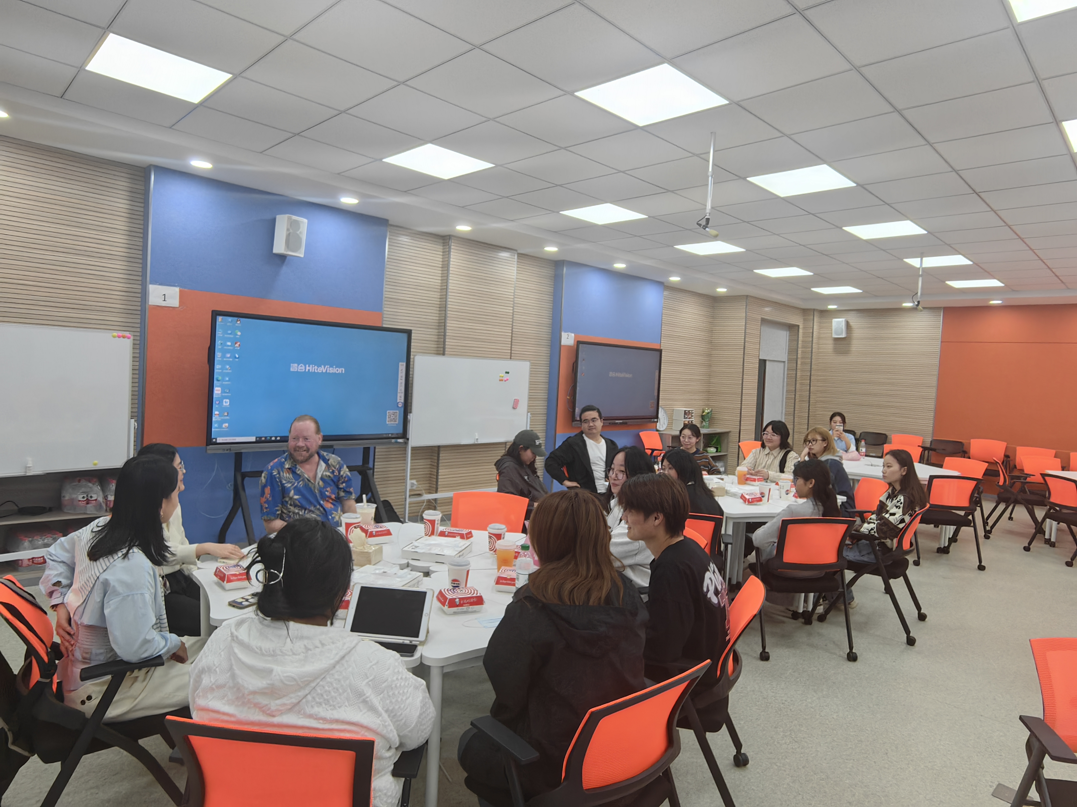 图为研讨会现场 (2).JPG