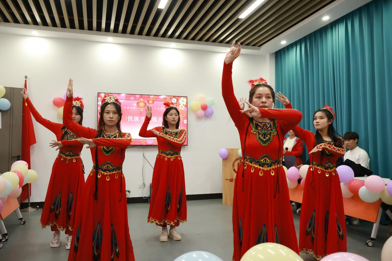 随州职业技术学院：土木与建筑工程学院举办民族团结联谊活动