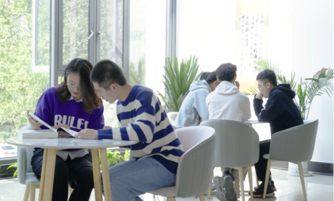 湖北城市建设职业技术学院：育根强枝成荫 促进学生高质量成才 