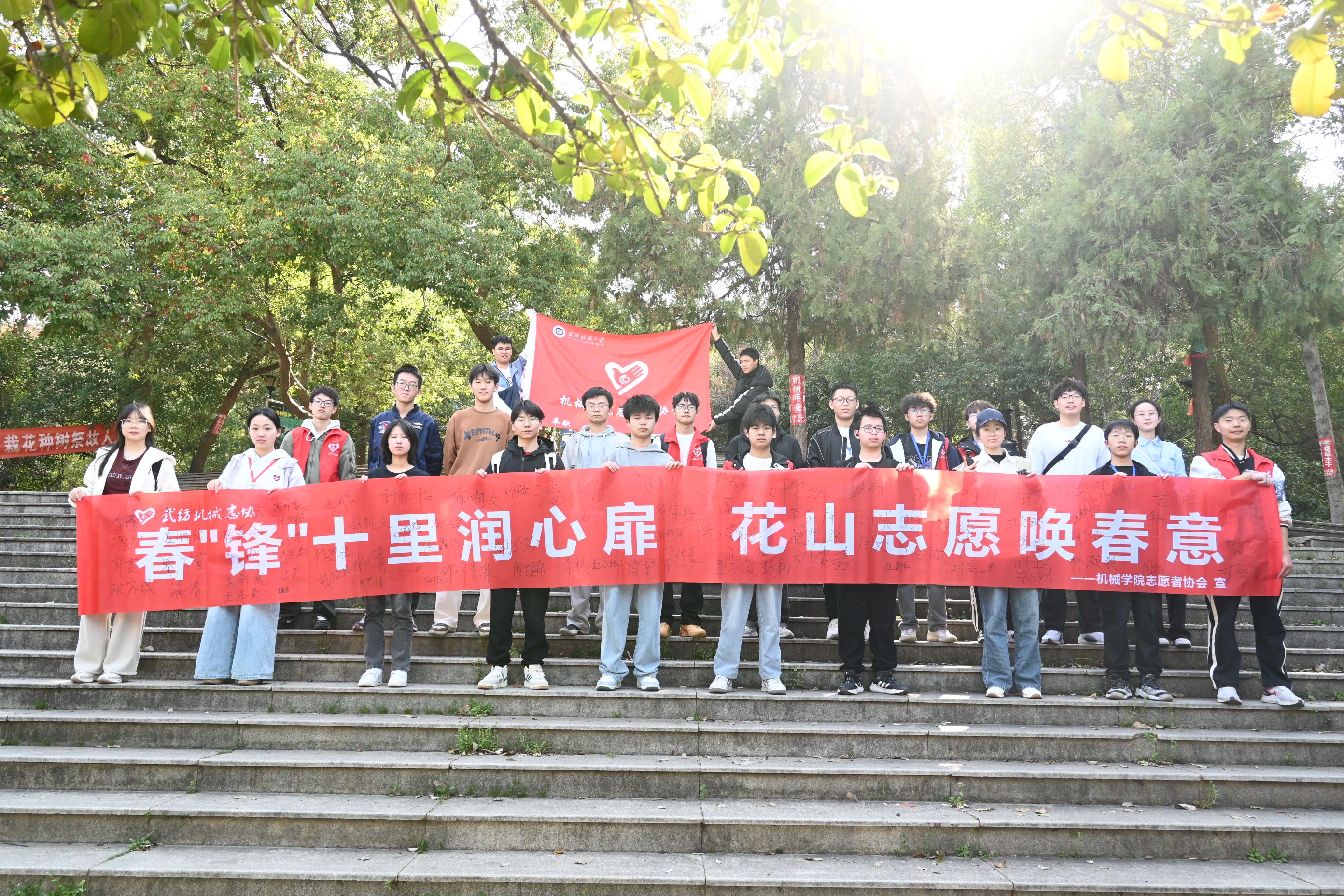 C4E37107D941D3C59BAD6ABA1AD4B10D.jpg C4E37107D941D3C59BAD6ABA1AD4B10D.jpg