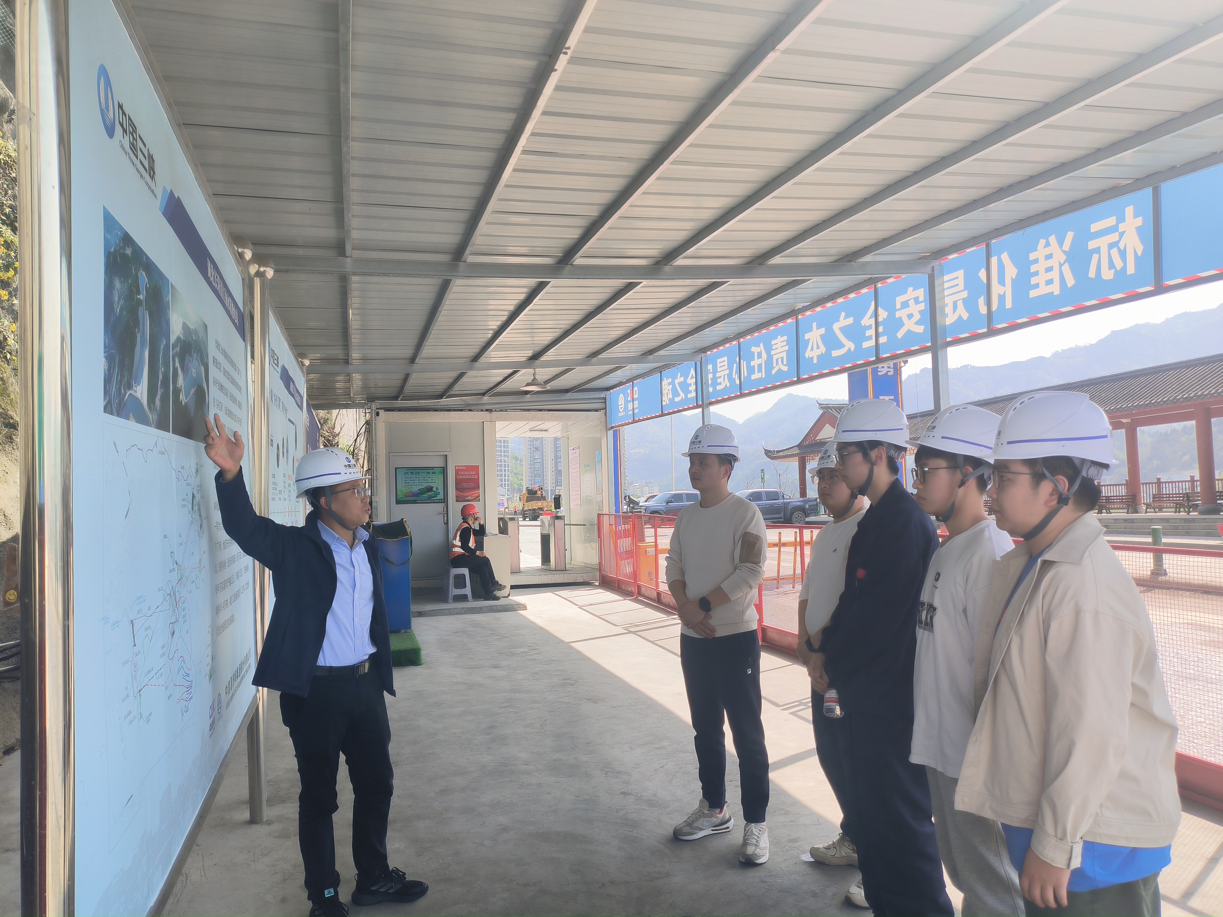 D64F6480C12E1FC17D397A5597A745CF.jpg D64F6480C12E1FC17D397A5597A745CF.jpg