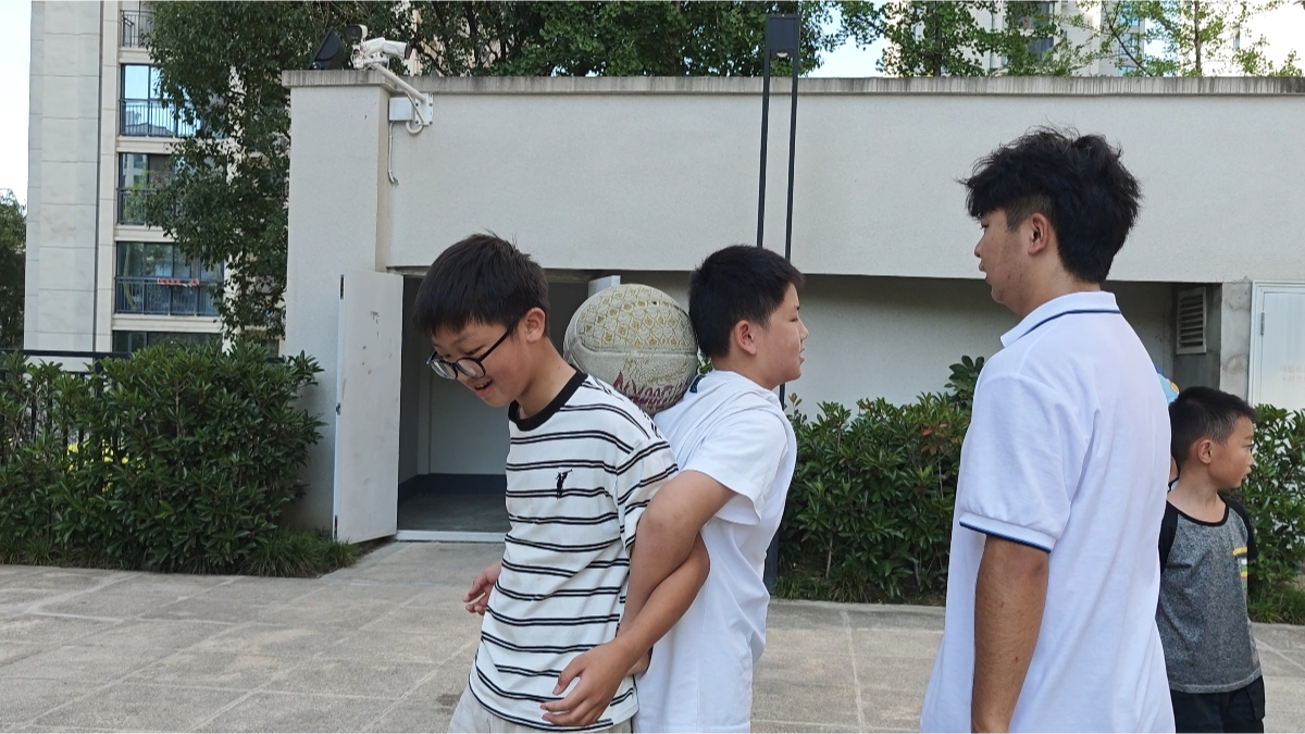 4733EEA0DF69E29B3DEF3B11B65C04BE.jpg 4733EEA0DF69E29B3DEF3B11B65C04BE.jpg