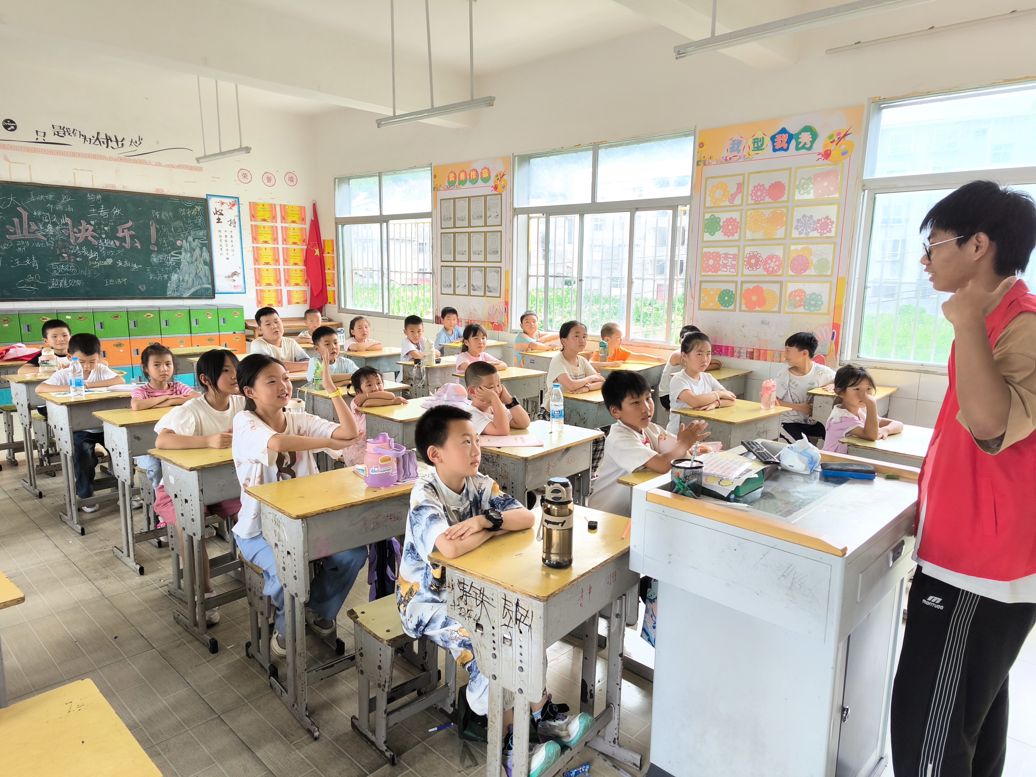 DEE926A950F2A34C42870AA75401839F.jpg DEE926A950F2A34C42870AA75401839F.jpg