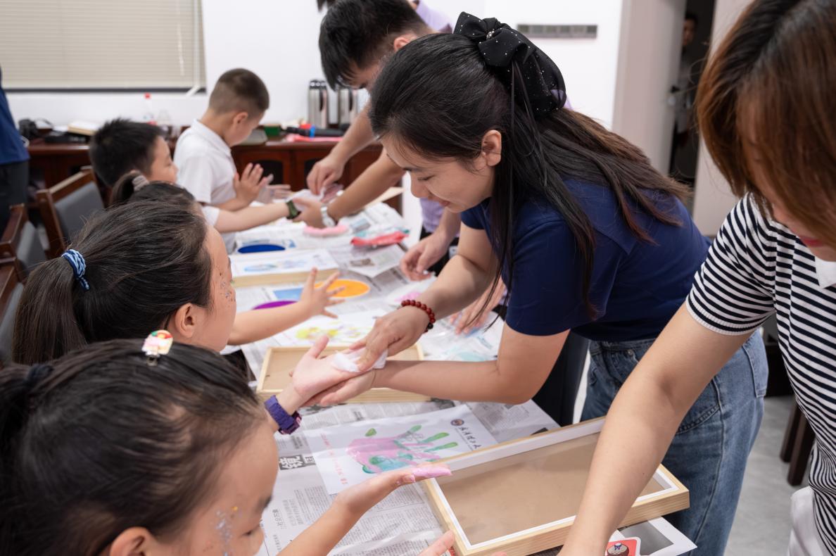 图片4.jpg 图片4.jpg