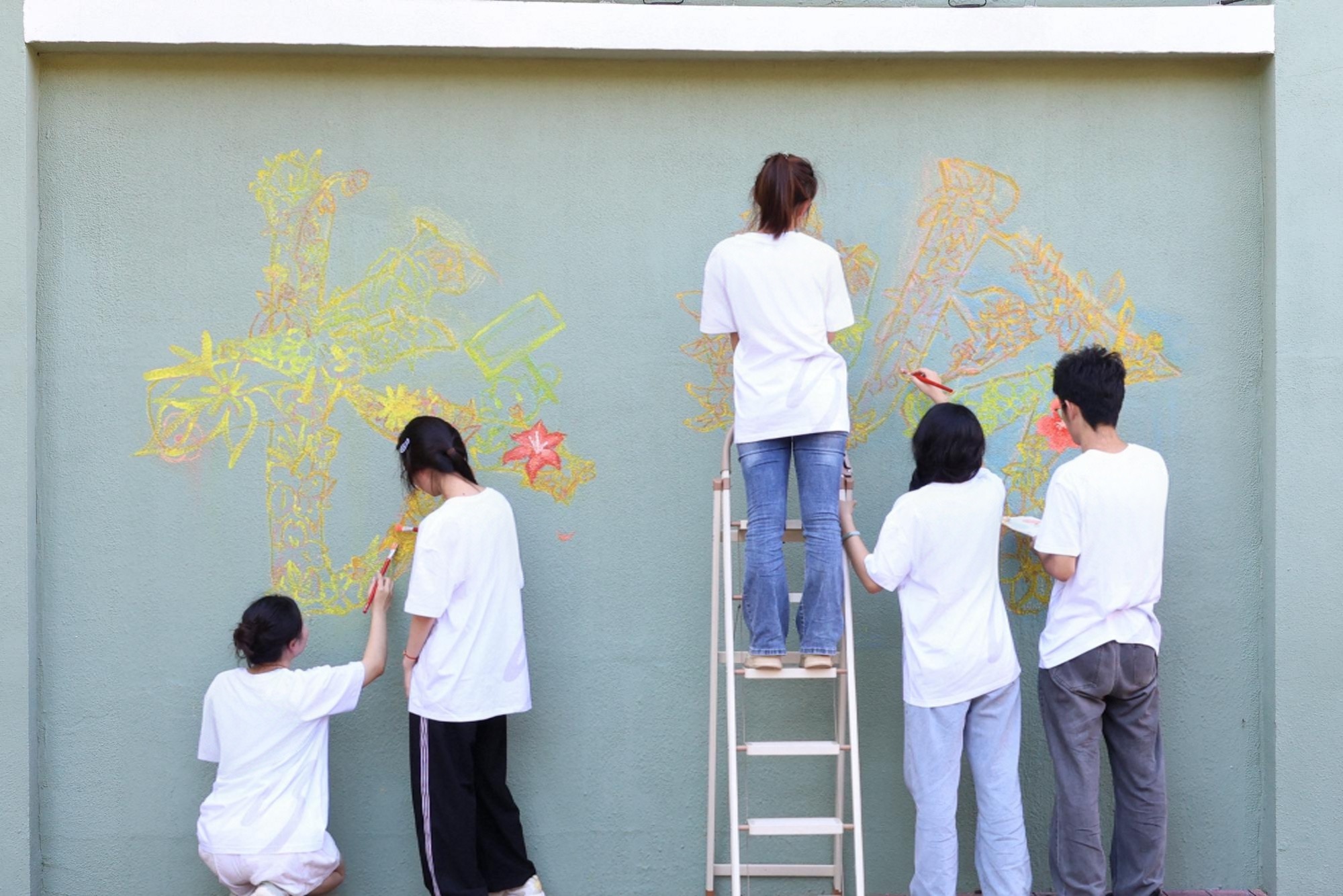 2025年团队为长岭社区绘制稿图.jpg 2025年团队为长岭社区绘制稿图.jpg