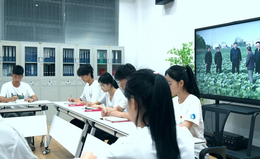 图片4.png 图片4.png