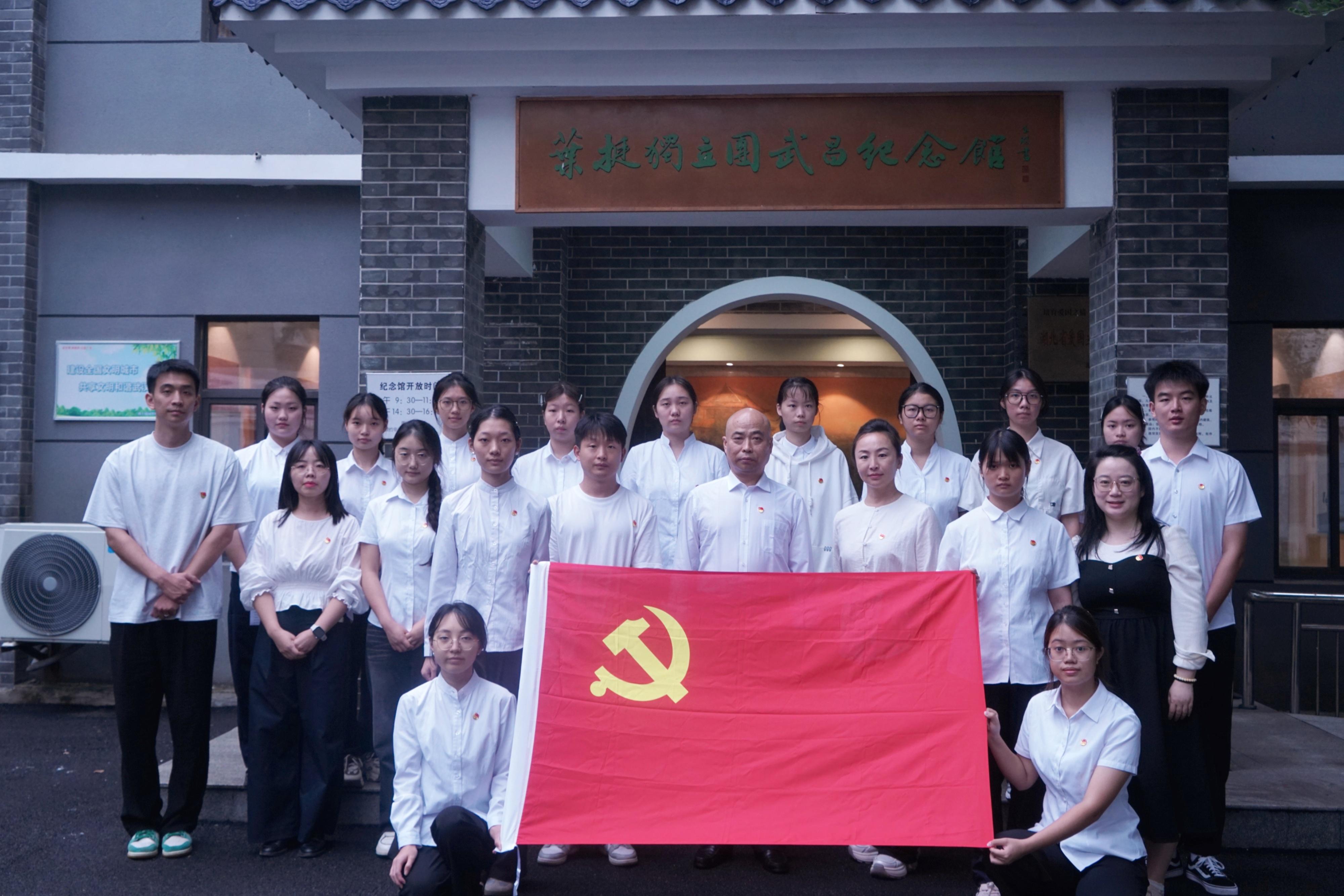 66fbbf587d2ab66bb047bb657de20ca6.jpg 66fbbf587d2ab66bb047bb657de20ca6.jpg