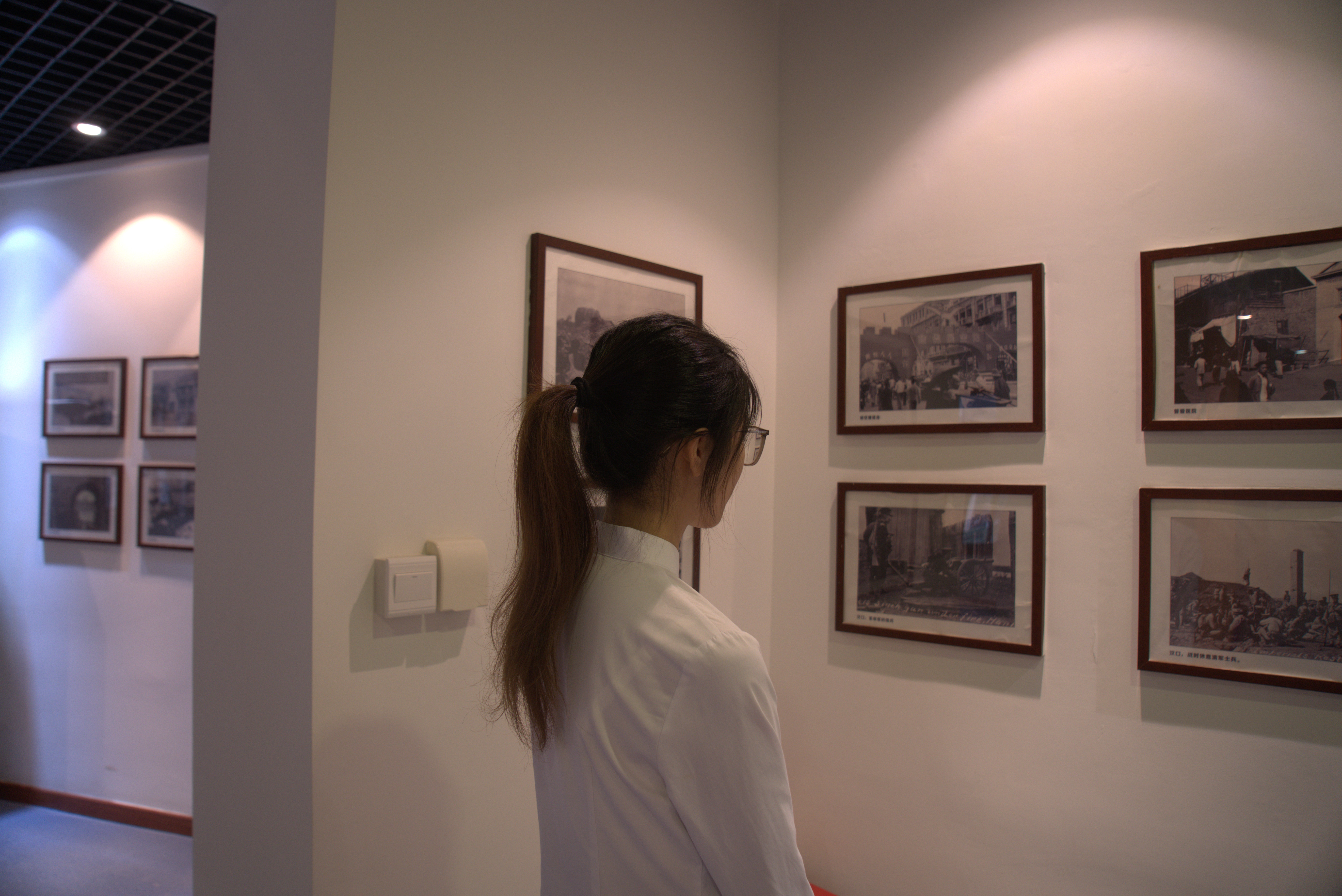 场馆内2.jpg 场馆内2.jpg