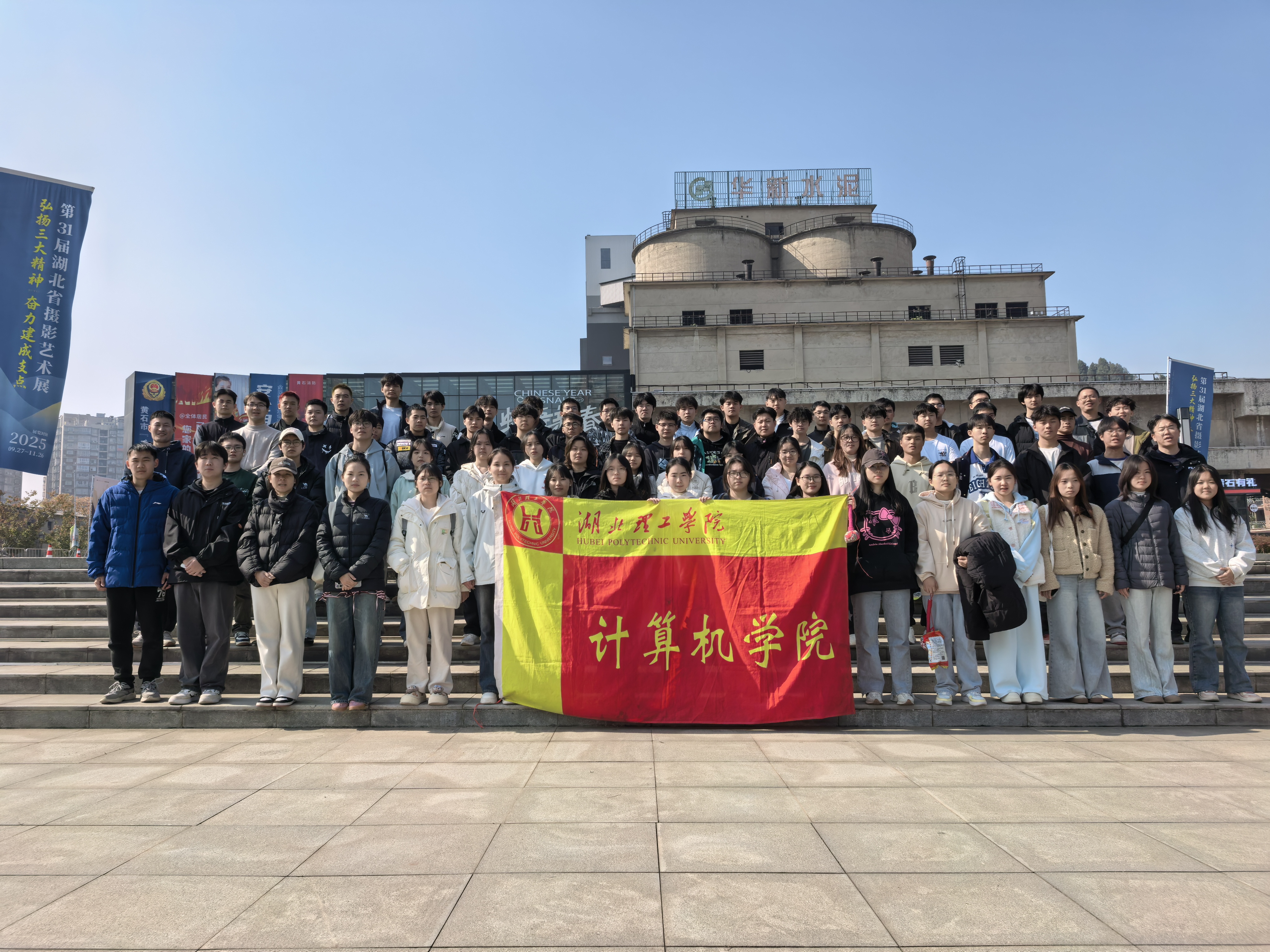 2F61E3ECCDBD67DE2001416C2E8BBE3C.jpg 2F61E3ECCDBD67DE2001416C2E8BBE3C.jpg