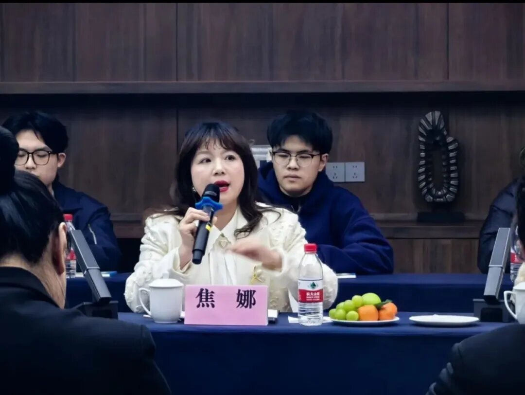 1焦娜.jpg 1焦娜.jpg