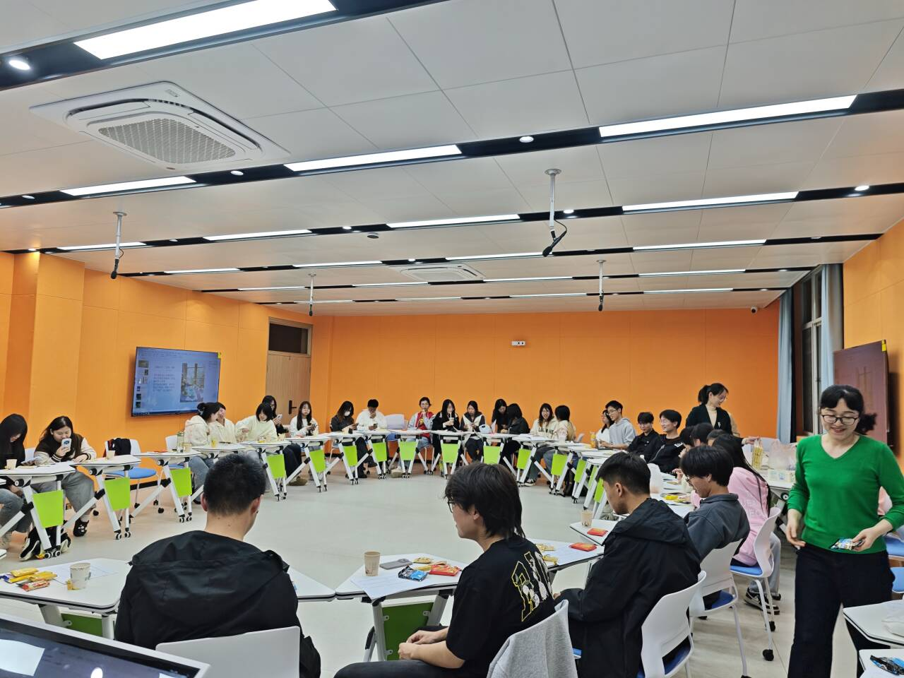 图片4.png 图片4.png